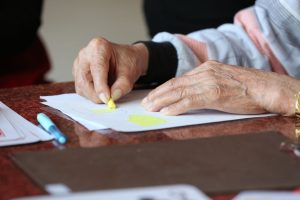 تصویر مربوط به کاردرمانی و تحریک الکتریکی عملکردی
